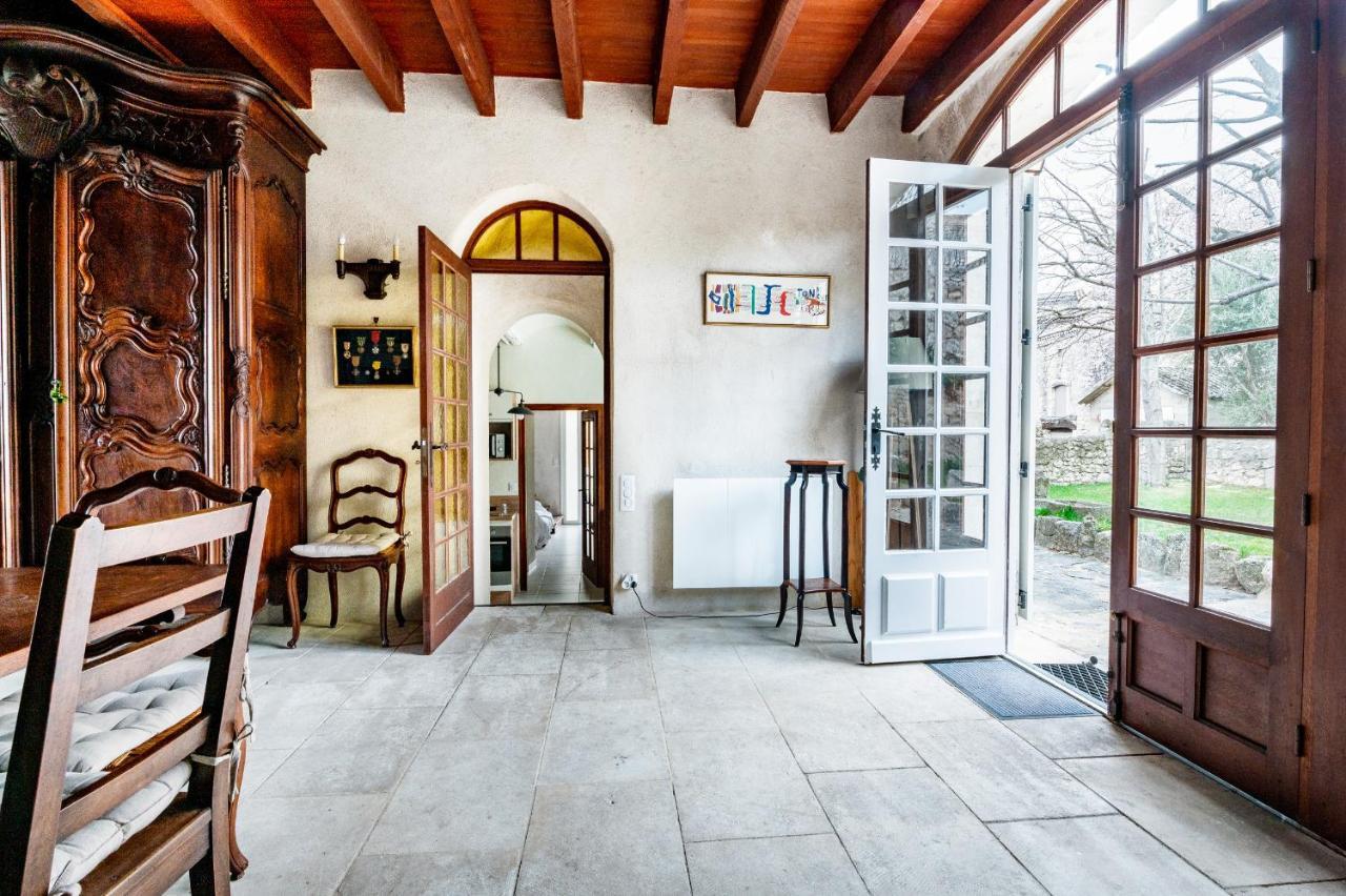 La Closerie D'Escalin Gite 12 Personnes Et Jacuzzi La Garde-Adhémar エクステリア 写真